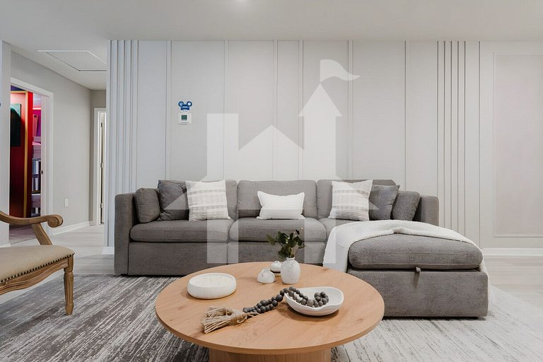 Luxuosa Casa 8 Quartos com Piscina perto da Disney