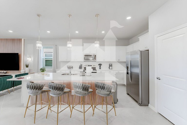 Luxuosa Casa 8 Quartos com Piscina perto da Disney