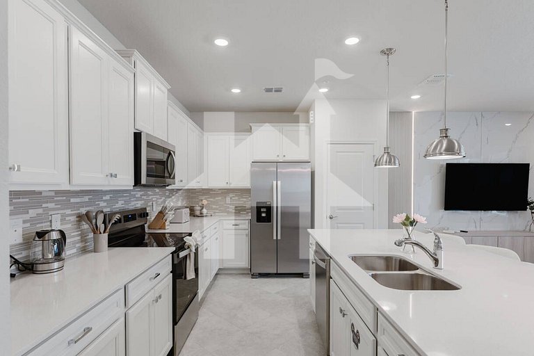 Vacation Home Near Disney, 5 bedrooms