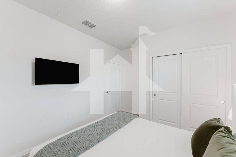 Vacation Home Near Disney, 5 bedrooms