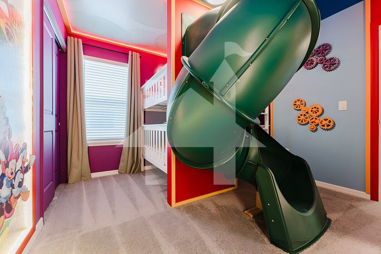 Luxuosa Casa 8 Quartos com Piscina perto da Disney