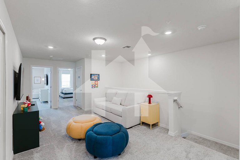 Vacation Home Near Disney, 5 bedrooms