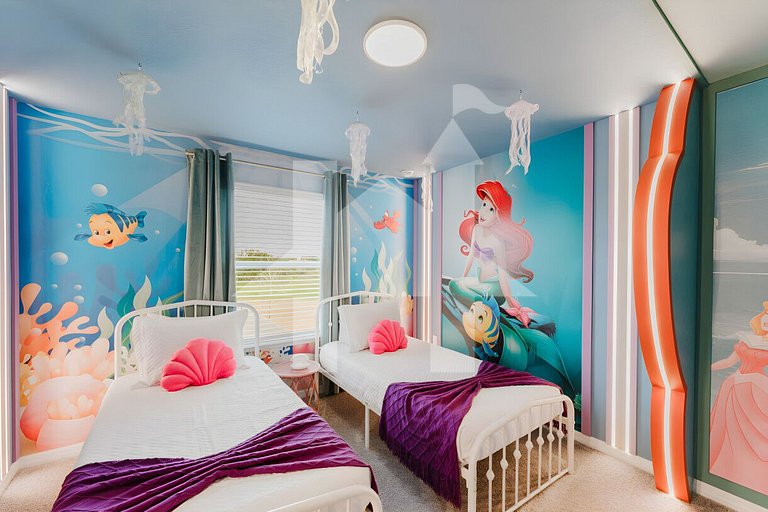 Luxuosa Casa 8 Quartos com Piscina perto da Disney