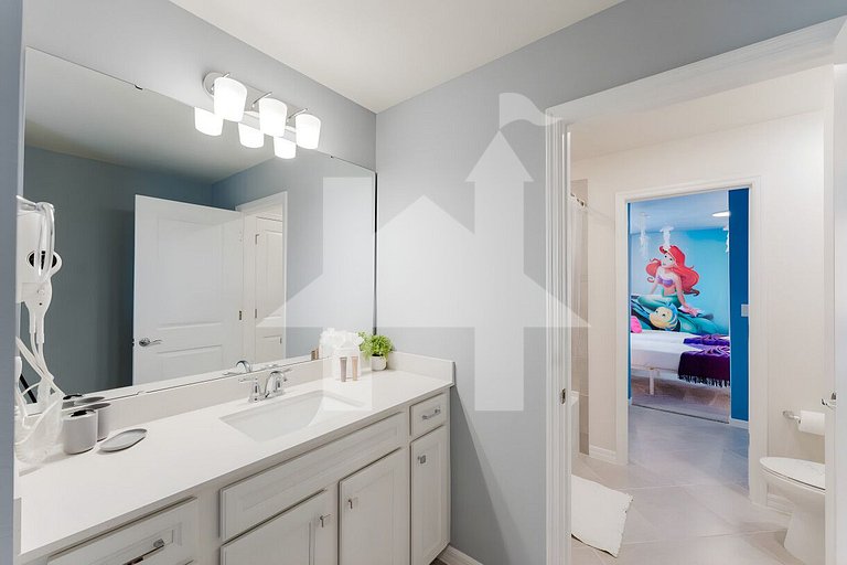 Luxury 8BR Villa with Private Pool near Disney