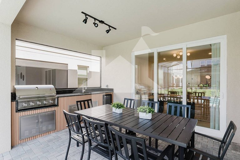7BR Disney Home with Private Pool