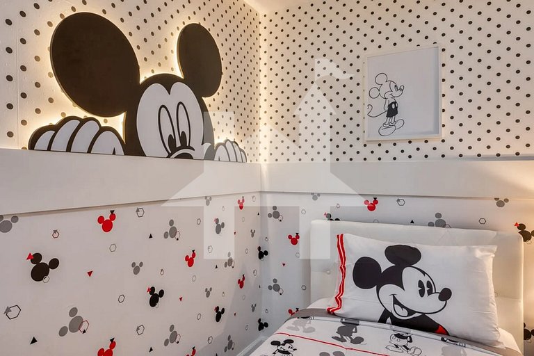 Casa de Vacaciones Cerca de Disney - 4 Habitaciones