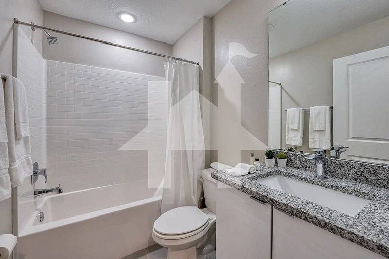 Vacation Home Near Disney - 4 Bedrooms