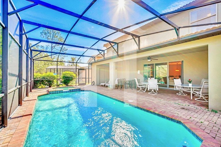 Vacation Home Near Disney, 8 bedrooms