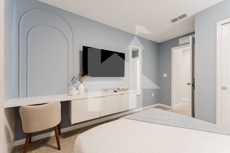 Luxury 6BR Villa near Disney with Pool