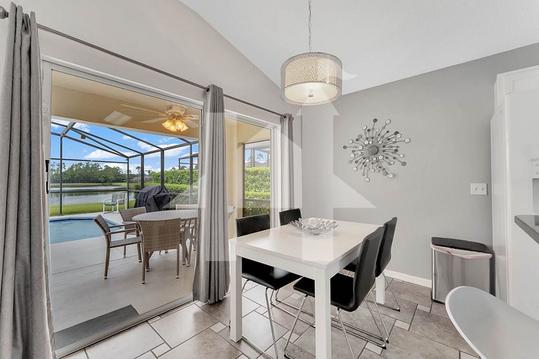 Casa Vista Lago c/ Piscina Privada – Próx. Disney