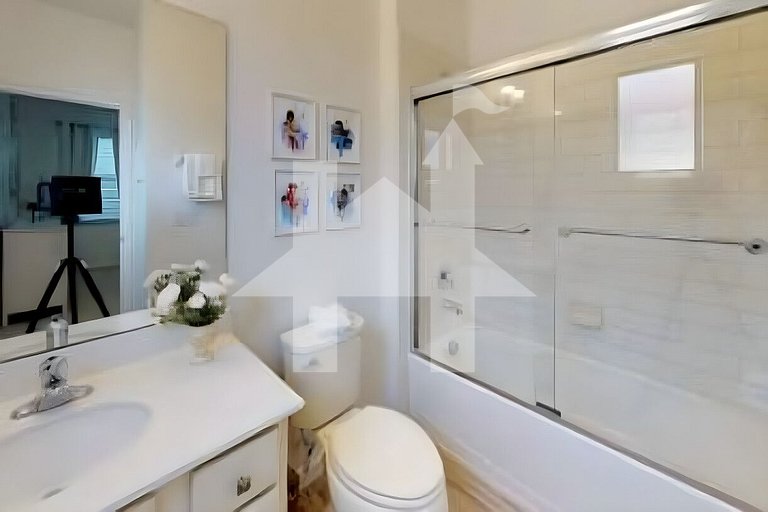 Conforto e Lazer | Casa 6 Quartos com Piscina
