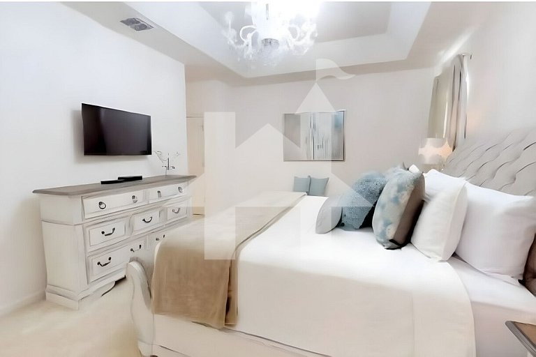 Comfort & Leisure | 6BR Home with Private Pool