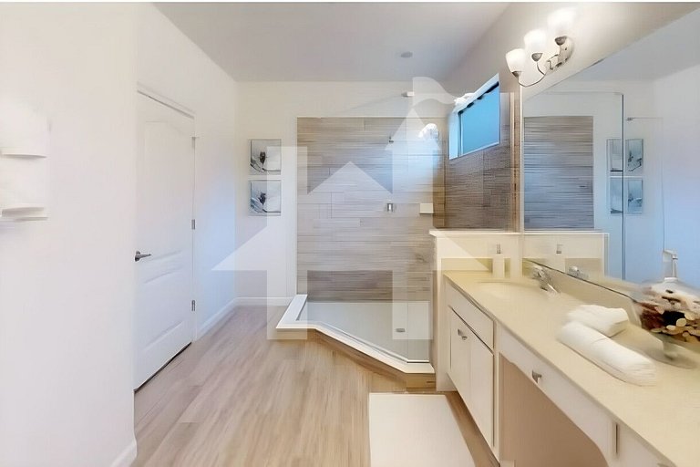 Conforto e Lazer | Casa 6 Quartos com Piscina