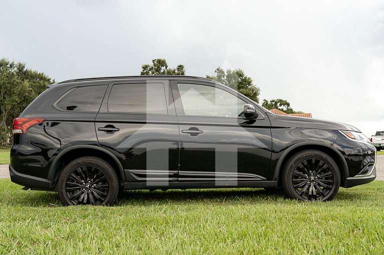 Mitsubishi Outlander – 7 Lugares