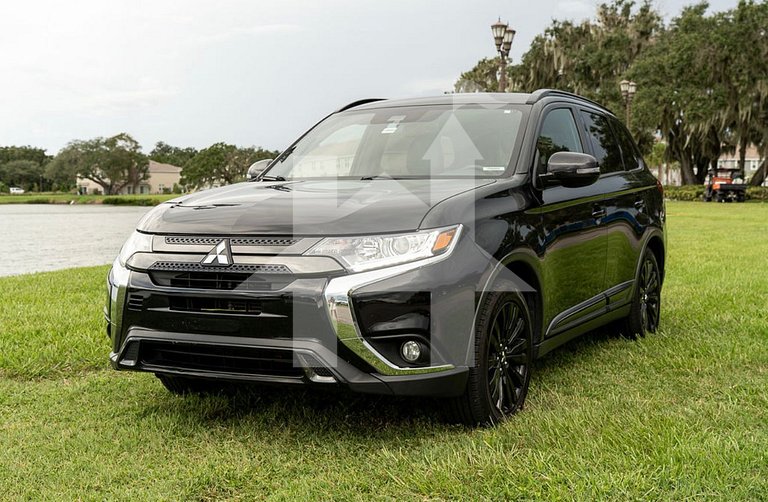Mitsubishi Outlander – 7 Lugares