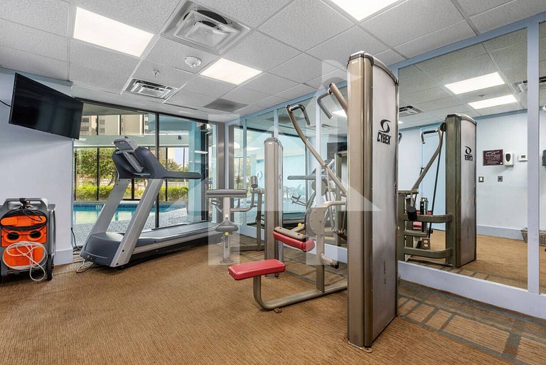 Enclave Studio – Pools, Gym & Great Location
