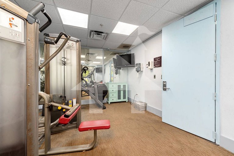 Enclave Studio – Pools, Gym & Great Location