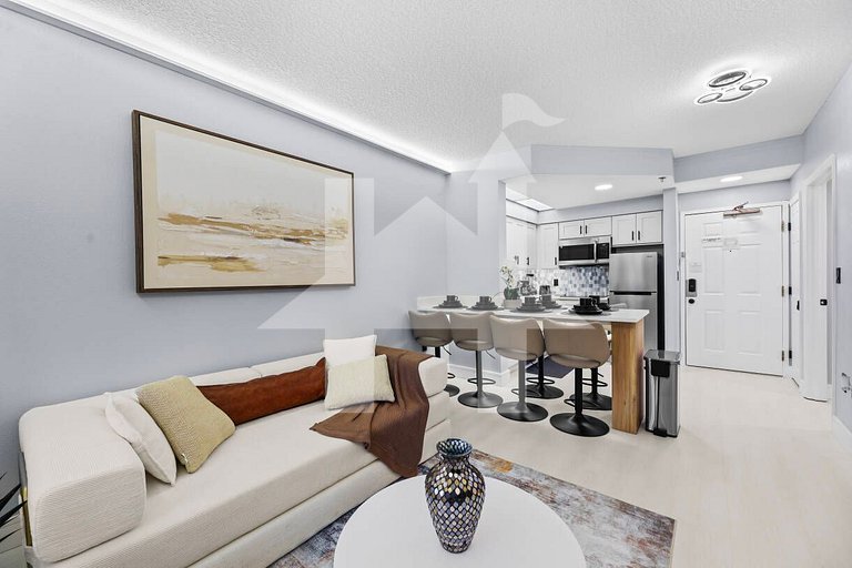 StaySky Orlando | Family Suite w/ Kitchen