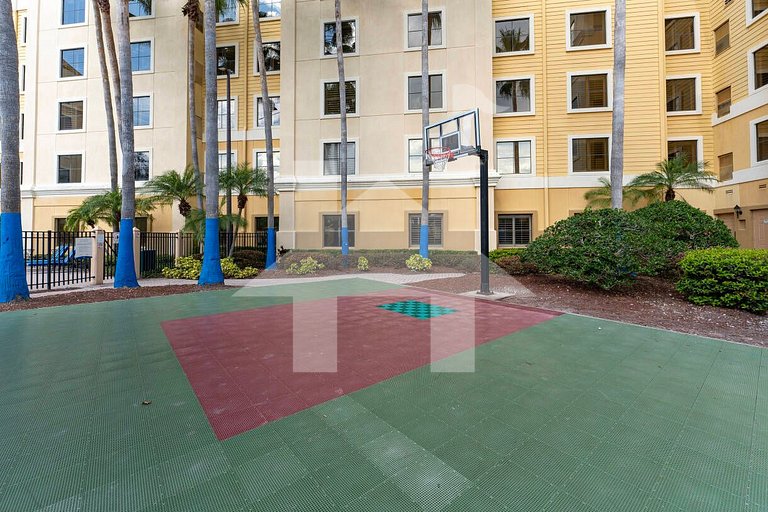 StaySky Orlando | Family Suite w/ Kitchen