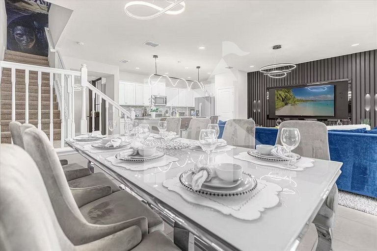 Vacation Home Near Disney, 5 bedrooms