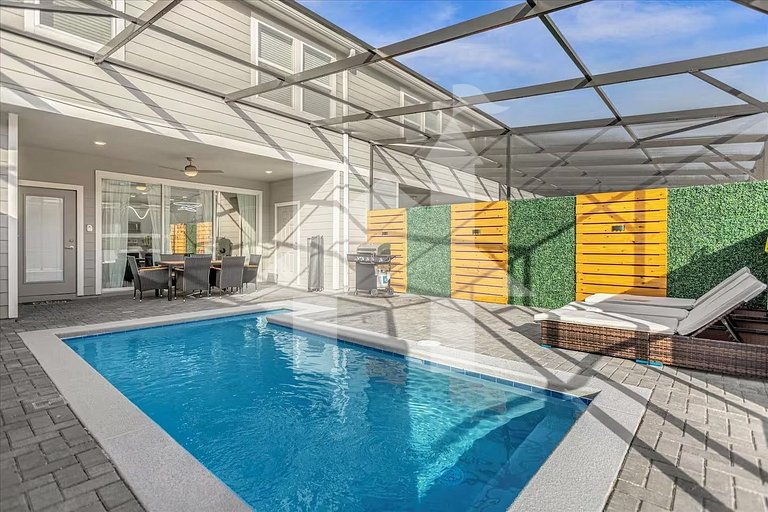 Vacation Home Near Disney, 5 bedrooms