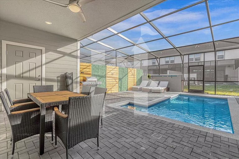Vacation Home Near Disney, 5 bedrooms