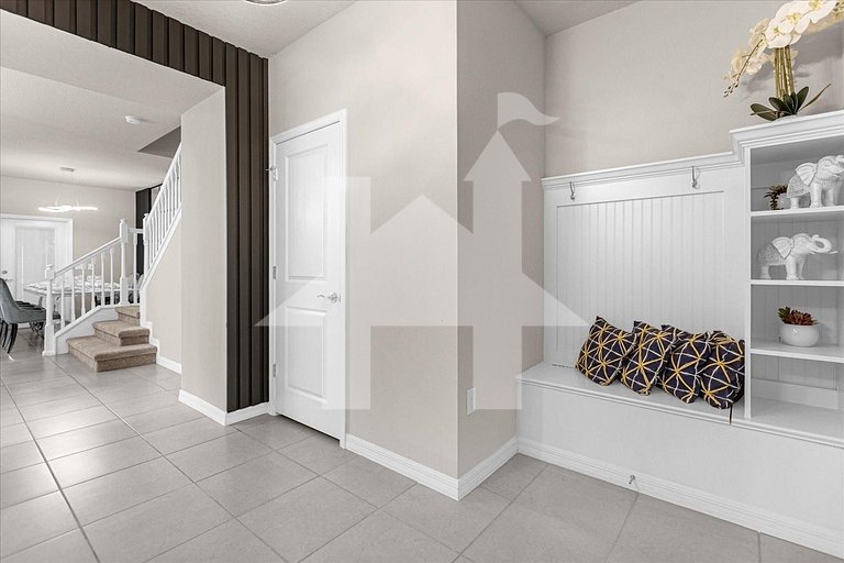 Vacation Home Near Disney, 5 bedrooms