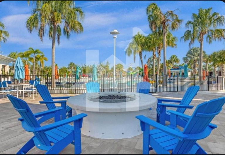 Vacation Home Near Disney, 5 bedrooms