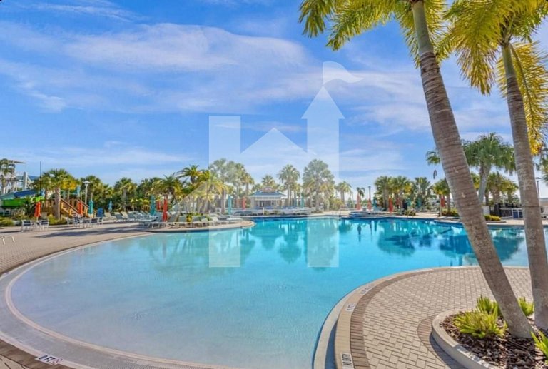 Vacation Home Near Disney, 5 bedrooms