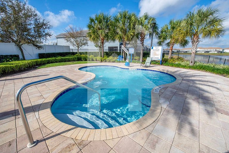 Family Home at Storey Lake w/ Pool
