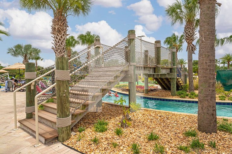 Family Home at Storey Lake w/ Pool