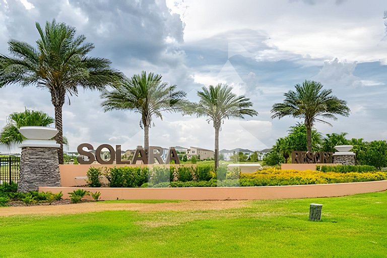Vacation Home Near Disney, 6 bedrooms