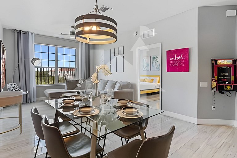 Vista Cay 3BR Condo w/ Game Room & Balcony