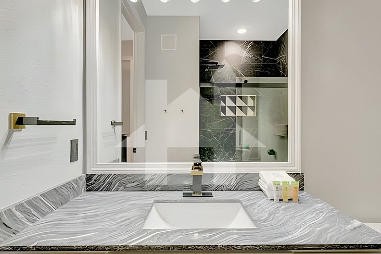 Vacation Home Near Disney, 4 bedrooms