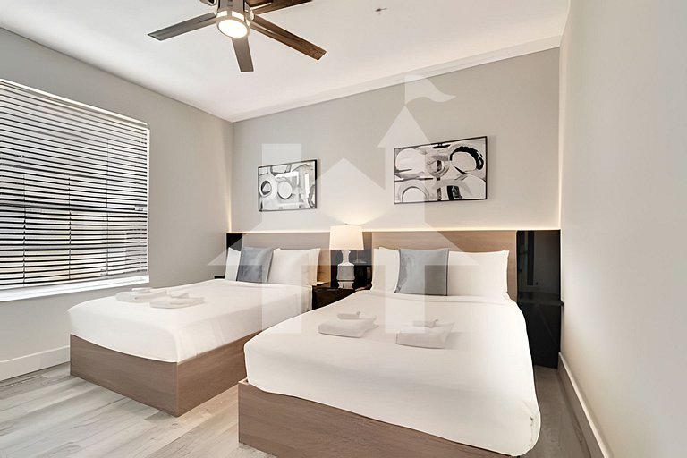 Vacation Home Near Disney, 4 bedrooms