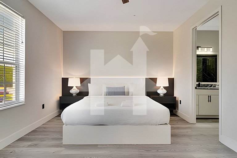 Vacation Home Near Disney, 4 bedrooms