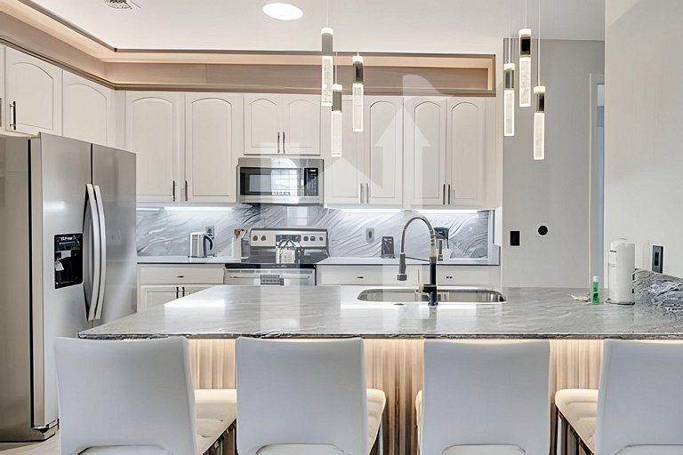 Vacation Home Near Disney, 4 bedrooms