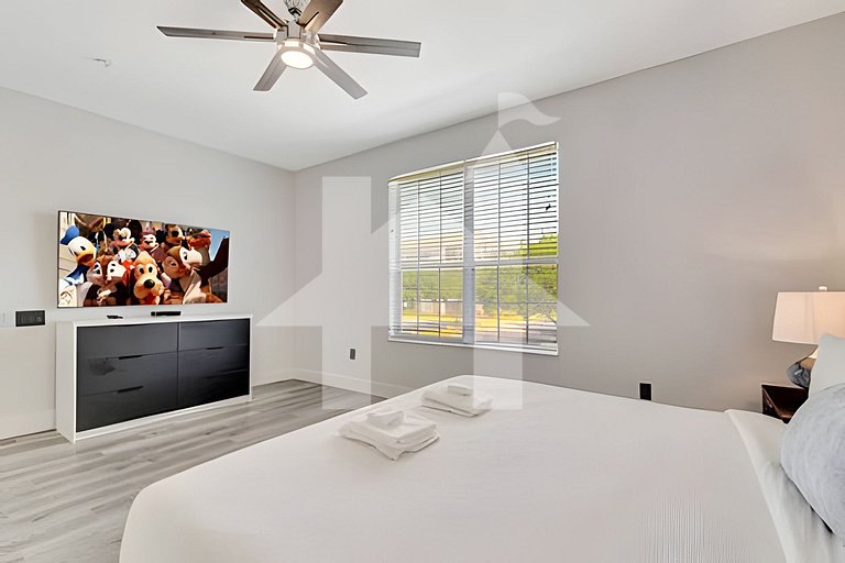 Vacation Home Near Disney, 4 bedrooms