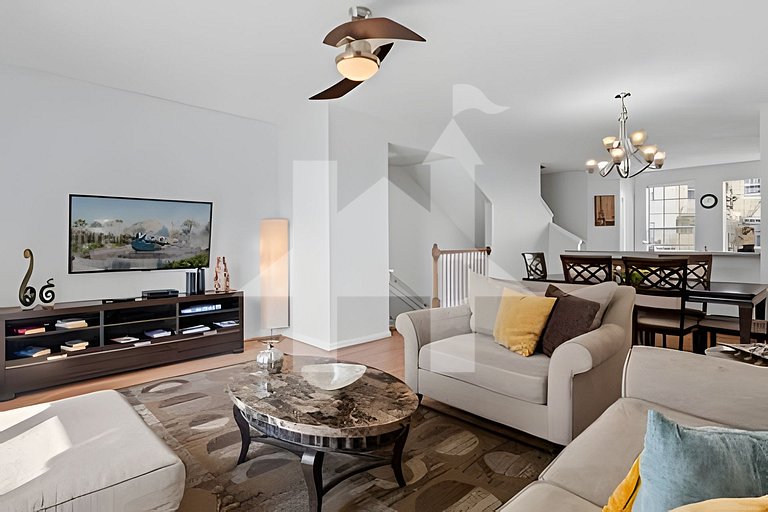 Stylish 3BR Townhome Near Epic Park & Universal