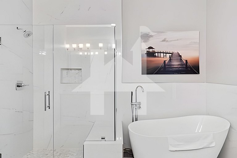 Townhouse Moderna 4Q — Perto da Universal