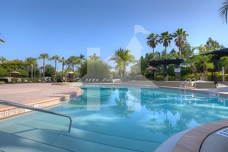 Modern 4BR Townhouse at Vista Cay Resort