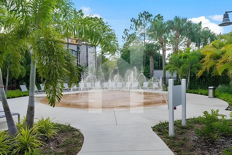 Townhouse Moderna 4Q — Perto da Universal