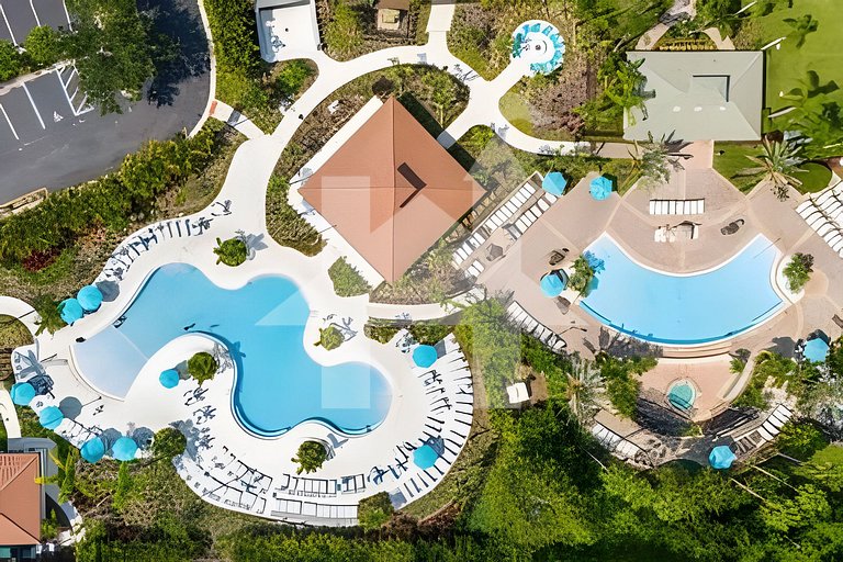 Spacious 3BR Condo at Vista Cay Resort