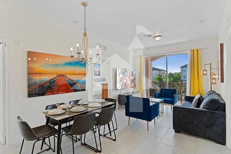 Modern 3-Bedroom at Vista Cay Resort