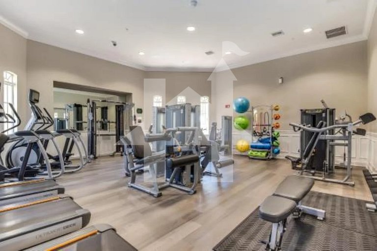 Elegant 3-Bedroom Townhome at Vista Cay