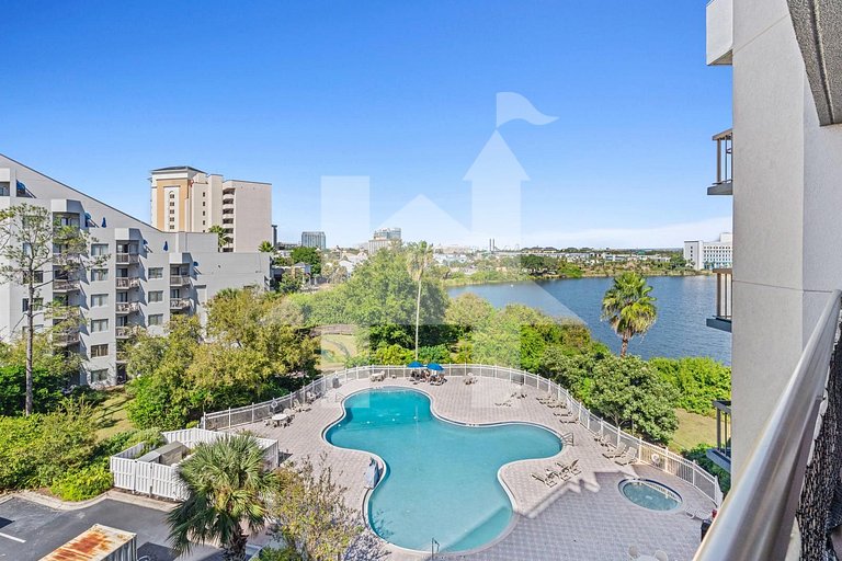 Modern 2BR Retreat at The Enclave