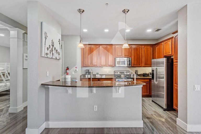 Modern 3-Bedroom Escape at Vista Cay