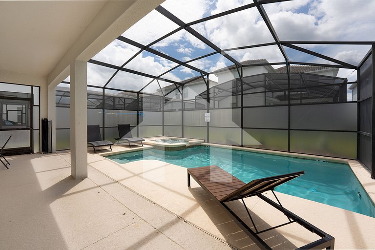 Vacation Home Near Disney, 6 bedrooms