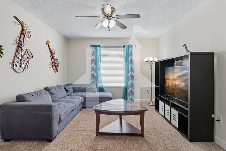 Vacation Home Near Disney, 6 bedrooms