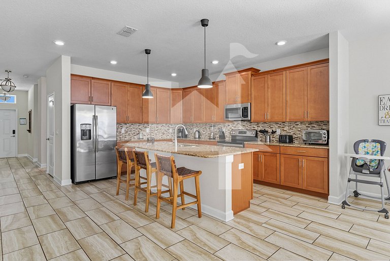 Vacation Home Near Disney, 6 bedrooms